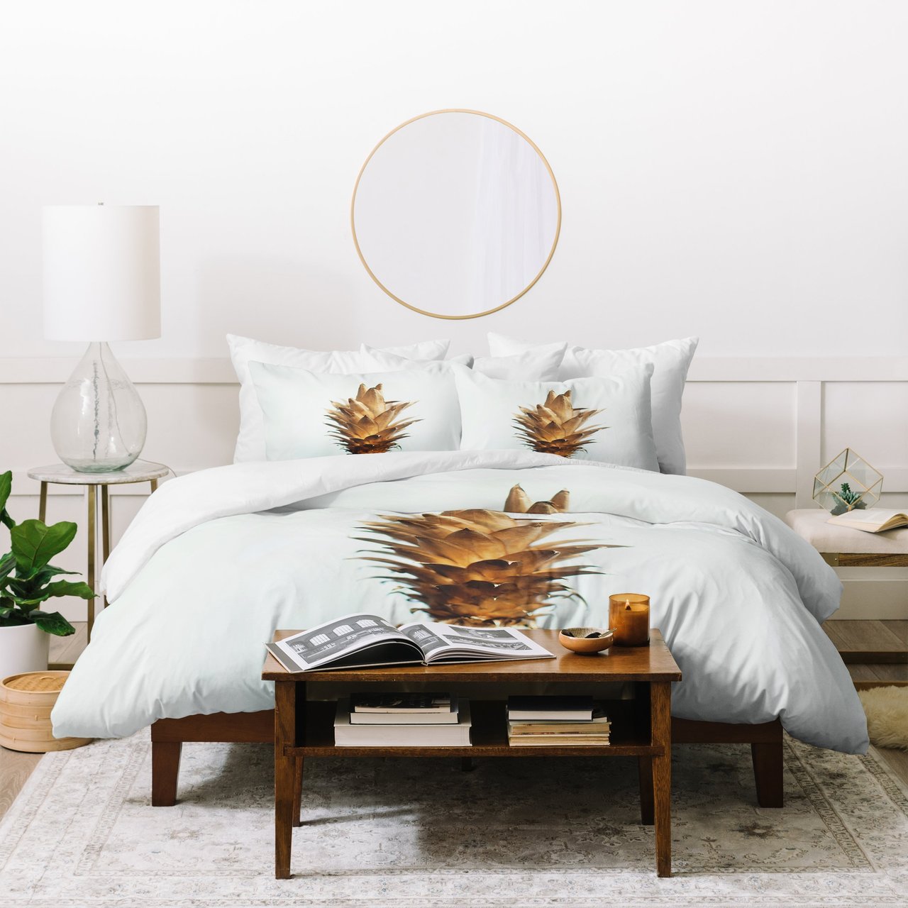 Chelsea Victoria The Gold Pineapple Duvet Cover