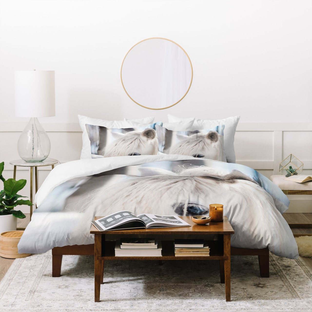 Chelsea Victoria White Knight Duvet Cover