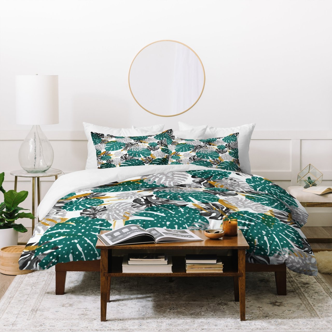 Marta Barragan Camarasa Abstract of monstera patterns II Duvet Cover