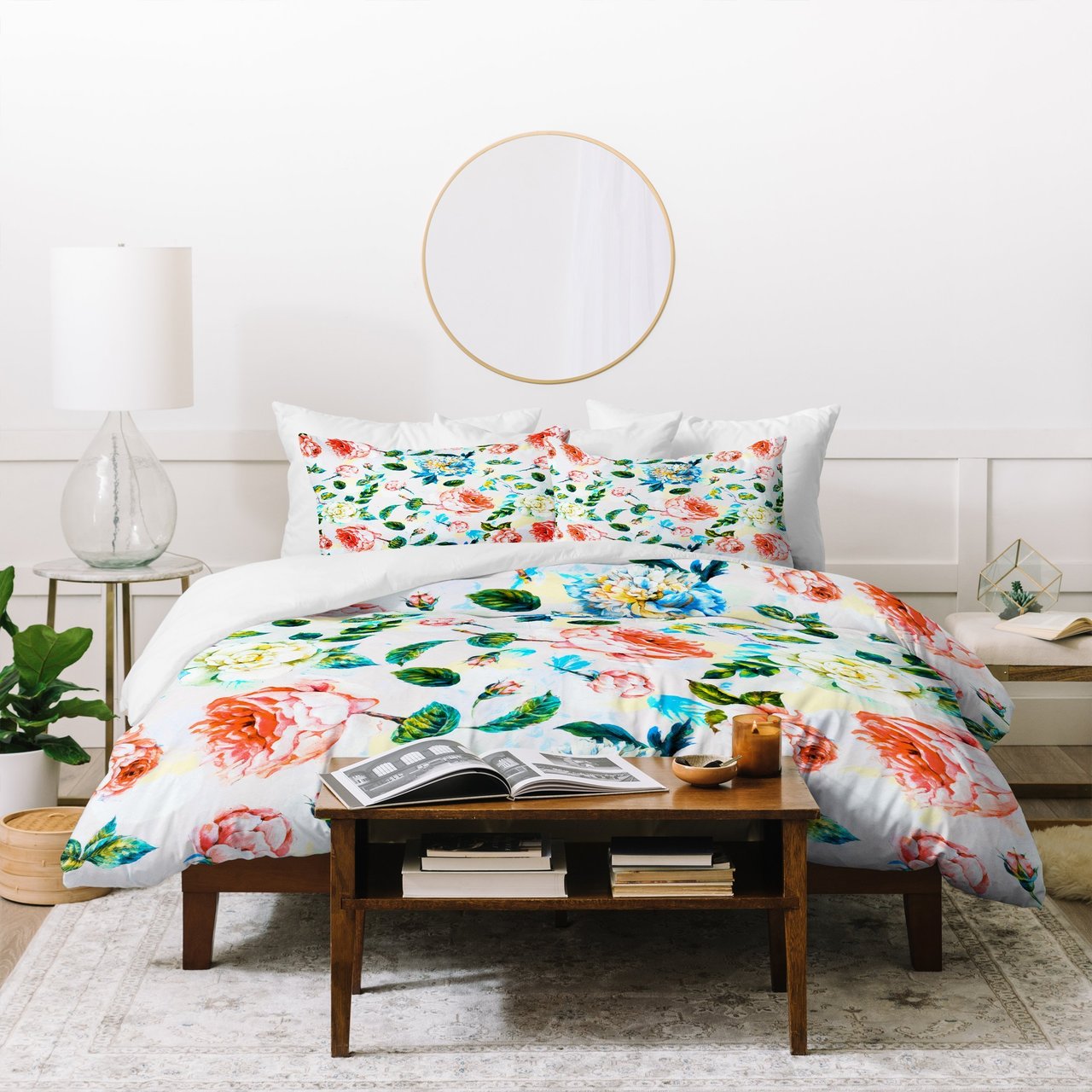 Marta Barragan Camarasa Blooming in spring Duvet Cover