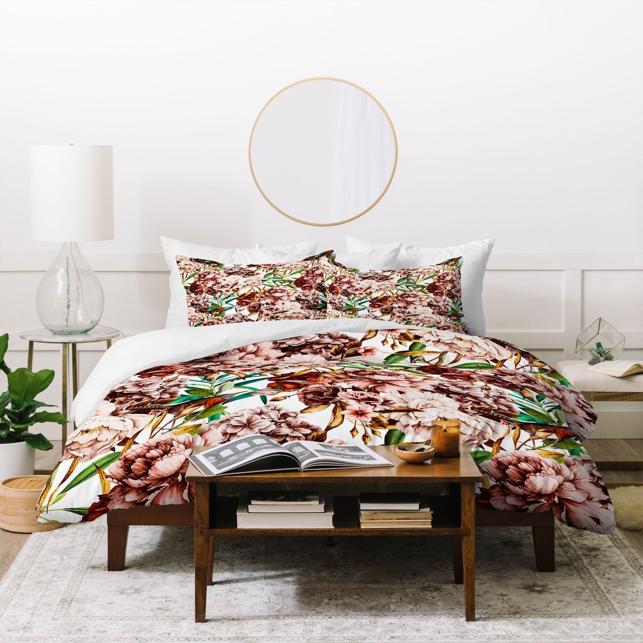 Marta Barragan Camarasa Bouquets pink vintage flowers Duvet Cover