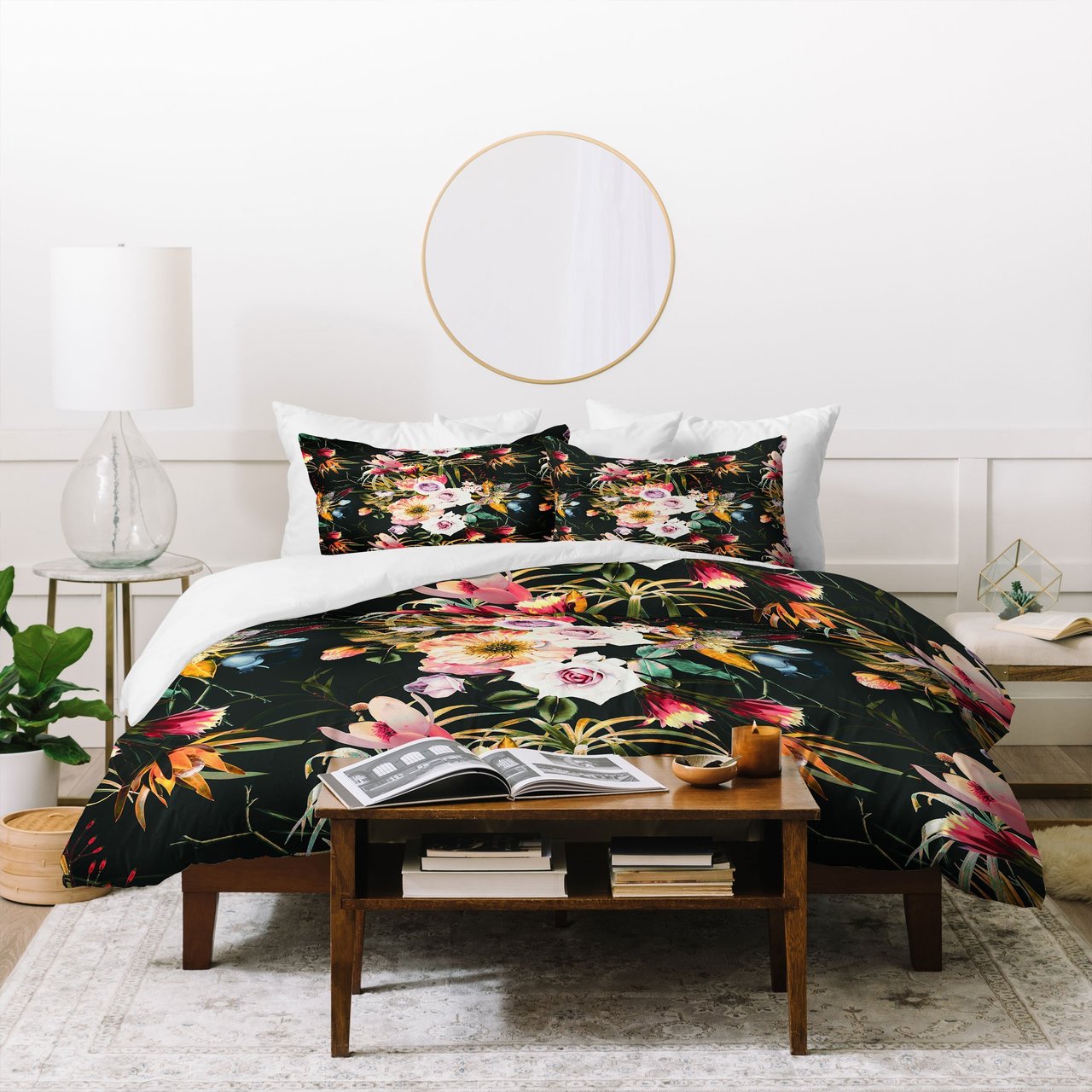 Marta Barragan Camarasa Garden bouquets Duvet Cover