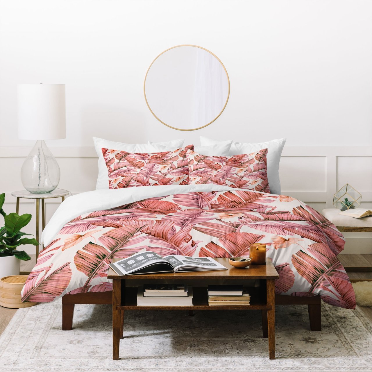 Marta Barragan Camarasa Jungle paradise pink Duvet Cover