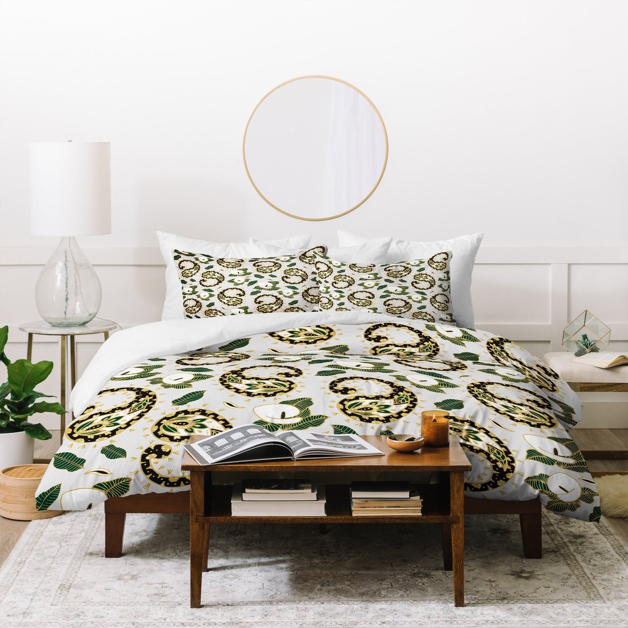Marta Barragan Camarasa Paisley botanical obsessions Duvet Cover