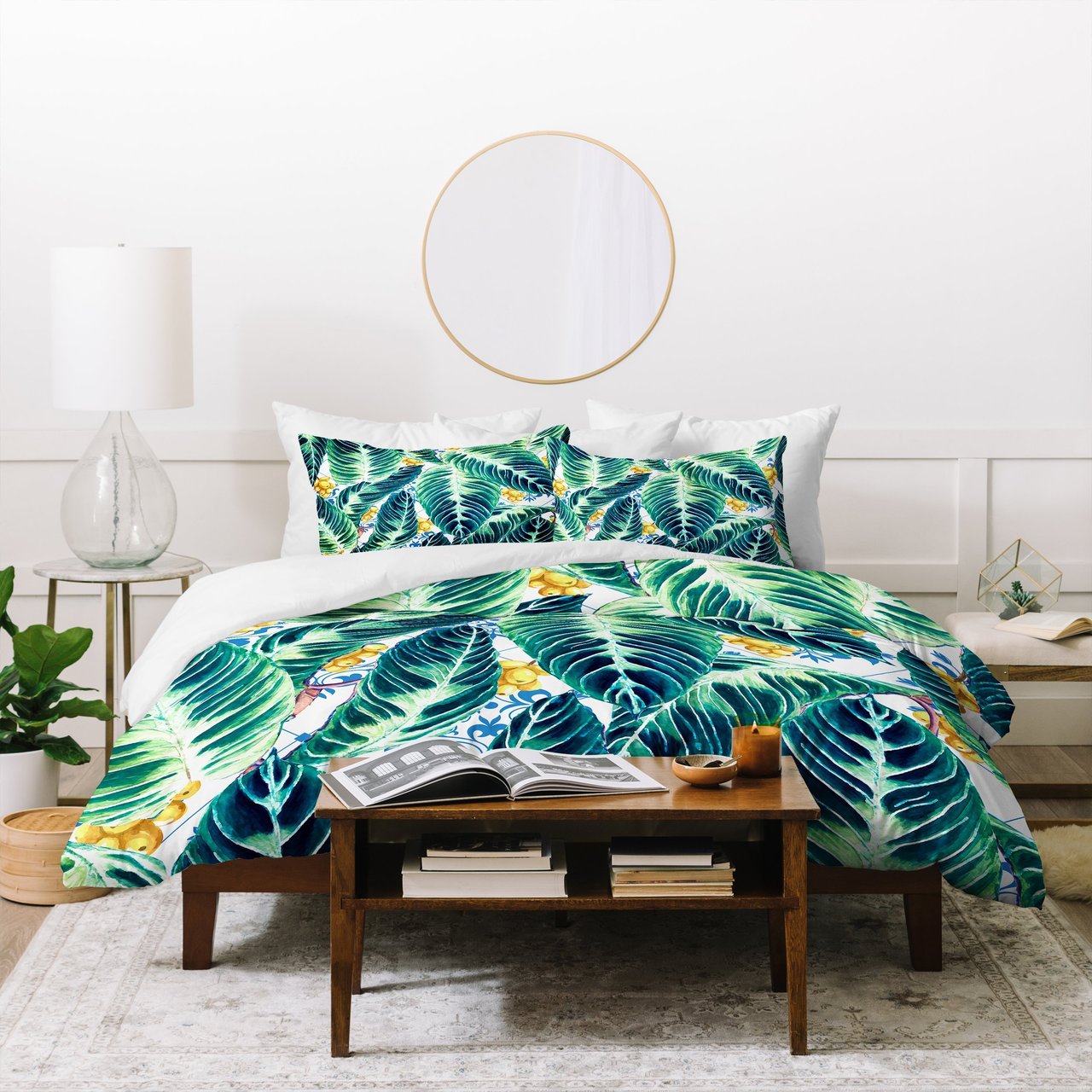 Marta Barragan Camarasa Tropical leaf on ornamental pattern Duvet Cover