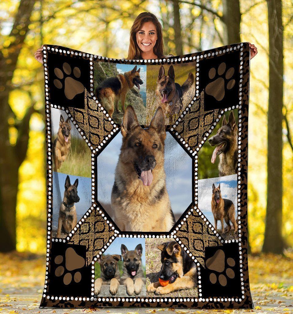 3d German Shepherd Dog Paw Fleece Blanket