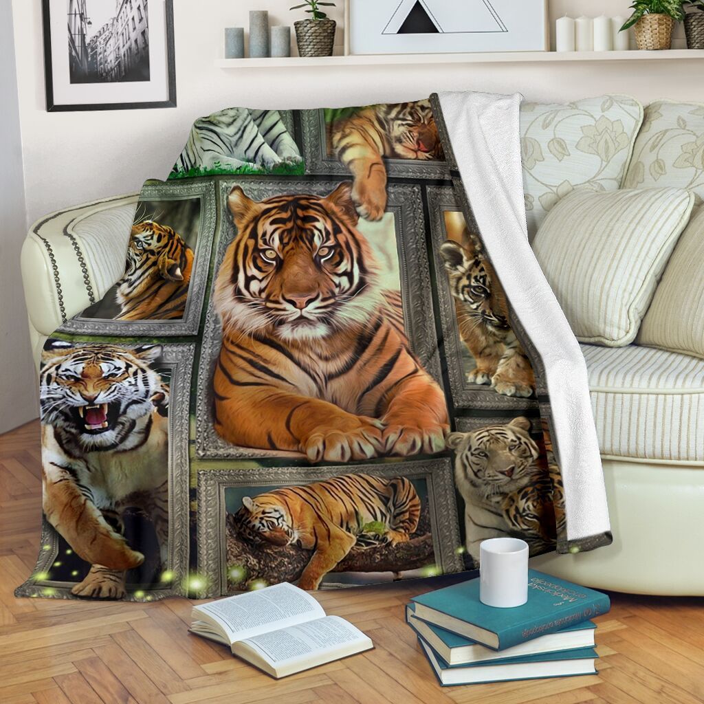 A Big Tiger Sherpa Fleece Blanket