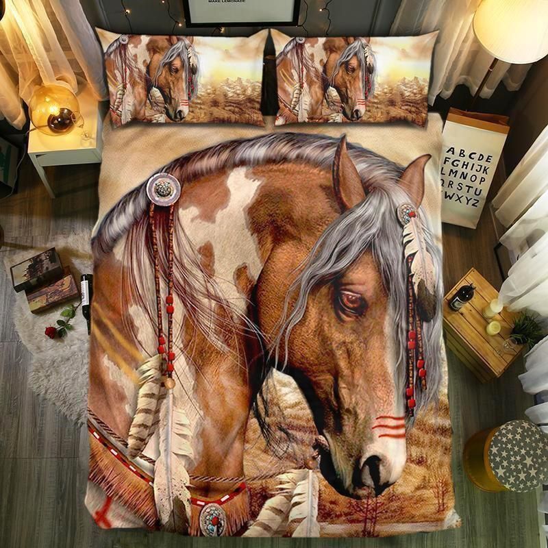 A Brown Horse And Feather Bedding Set