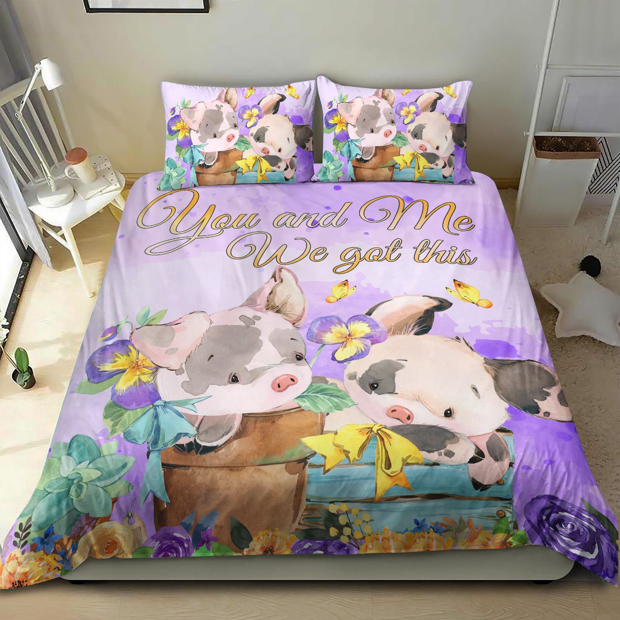 A Couple Of Piggy Bedding Set