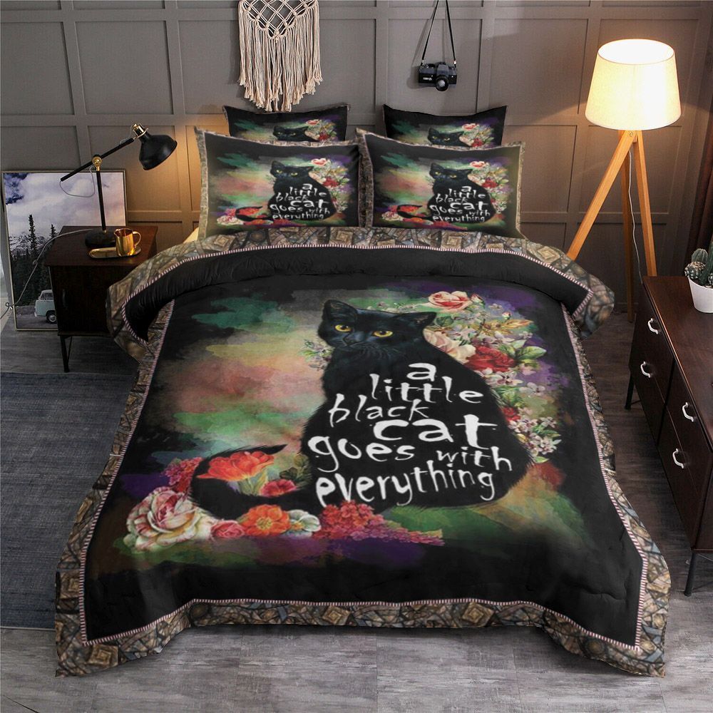 A Little Cat Goes With Everything Bedding Set