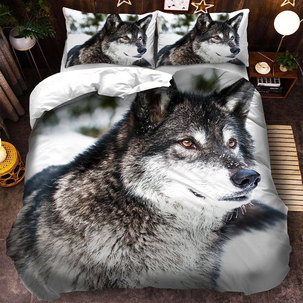 A Lonely Wolf Bedding Set