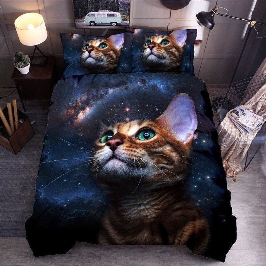 A Night Cat Bedding Set