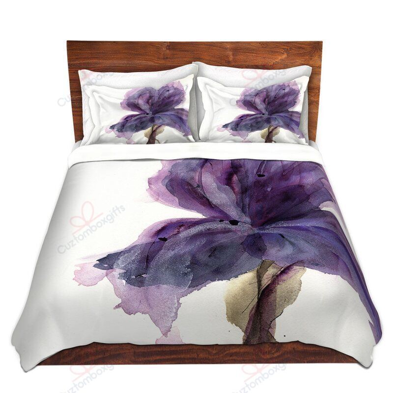 A Soft Purple Flower Bedding Set