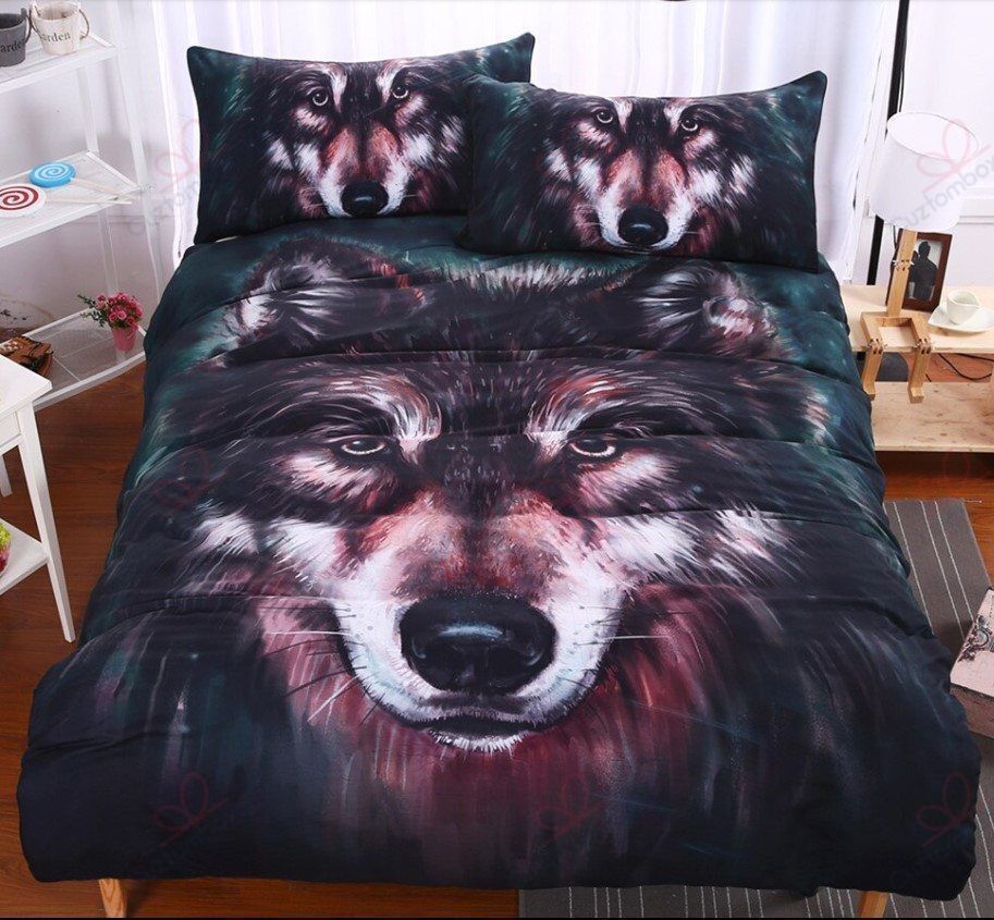 A Wolf Face Bedding Set