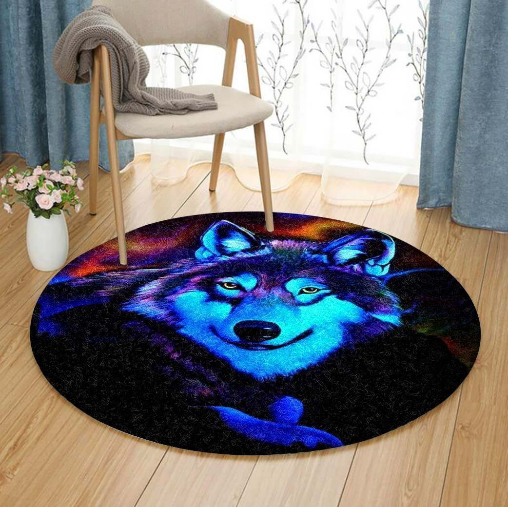 A Wolf Round Carpet