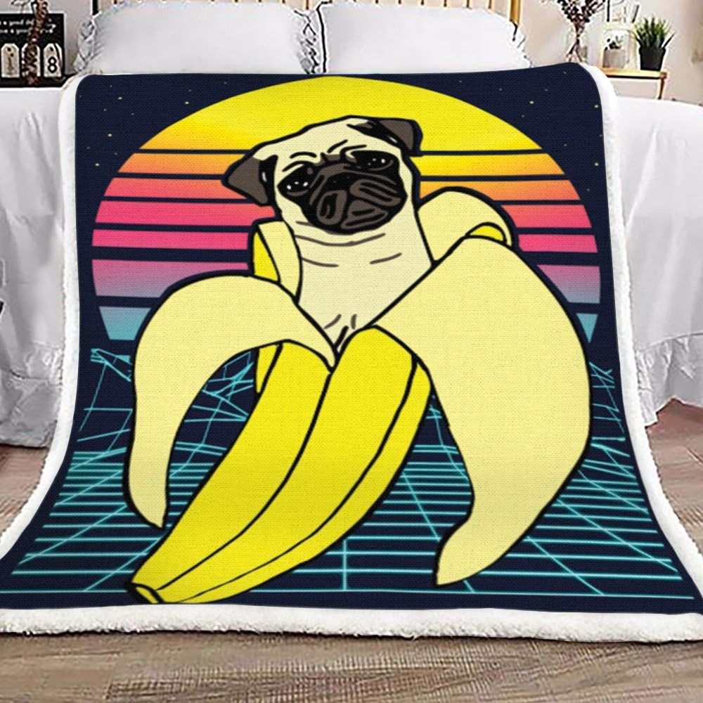 Aesthetic Banana Pug Sherpa Fleece