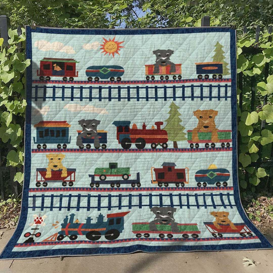 Airedale Dog In Train BT040604 Quilt Blanket
