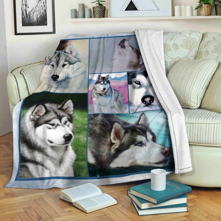 Alaskan Malamute Dog Sherpa Fleece Blanket