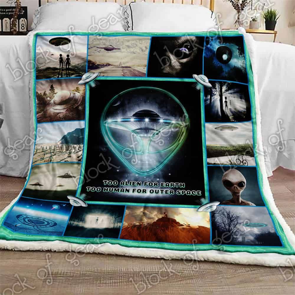 Alien Fleece Blanket