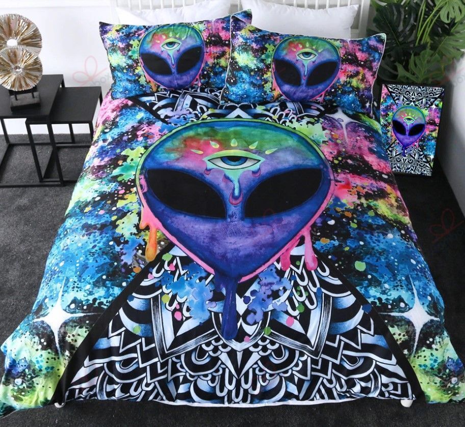 Alien Bedding Set