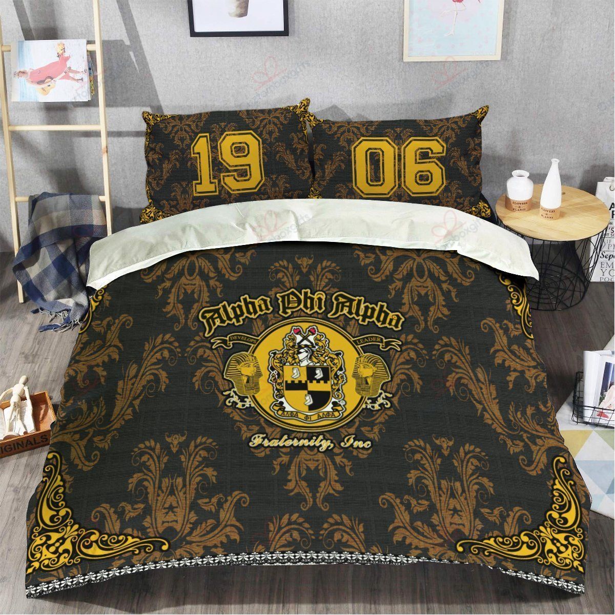 Alpha Phi Alpha Bedding Set