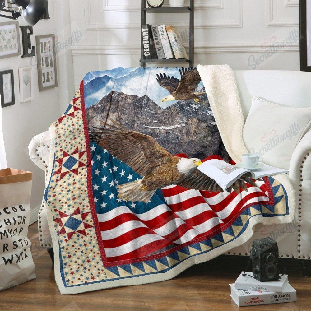 America Eagle Fleece Blanket