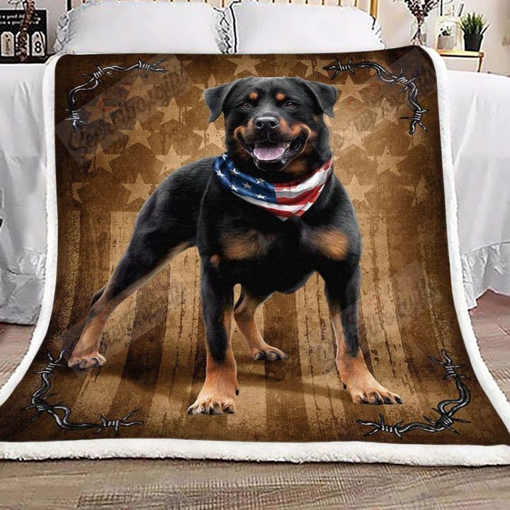 America Rottweiler Fleece Blanket