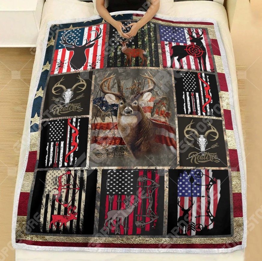 American Deer Hunting Sherpa Fleece Blanket