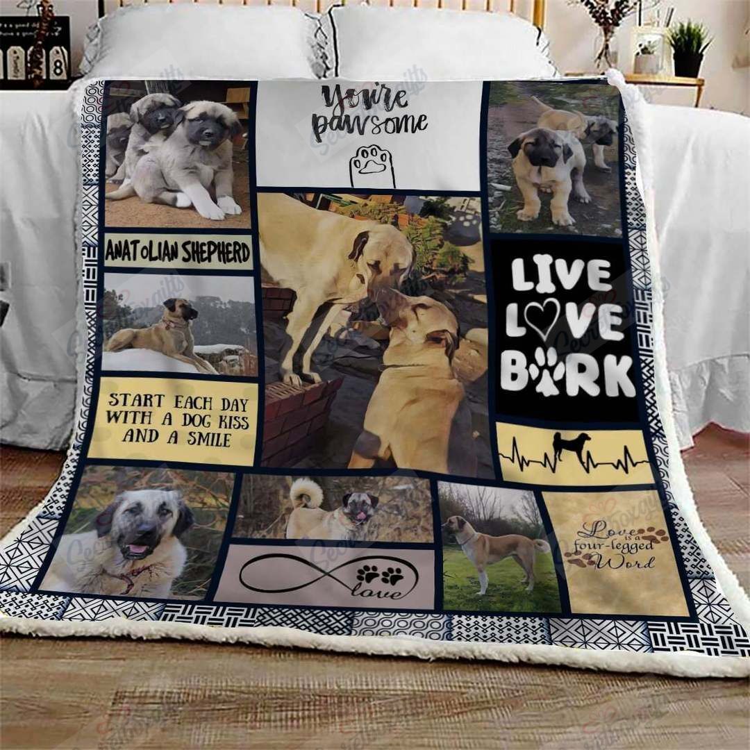 Anatolian Shepherd Pawsome Fleece Blanket