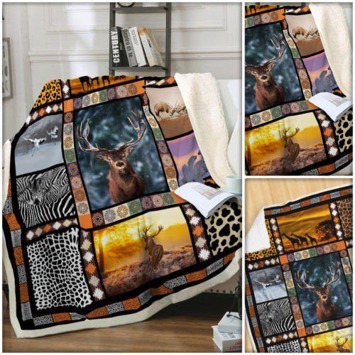 Animals In Wildlife Sherpa Fleece Blanket