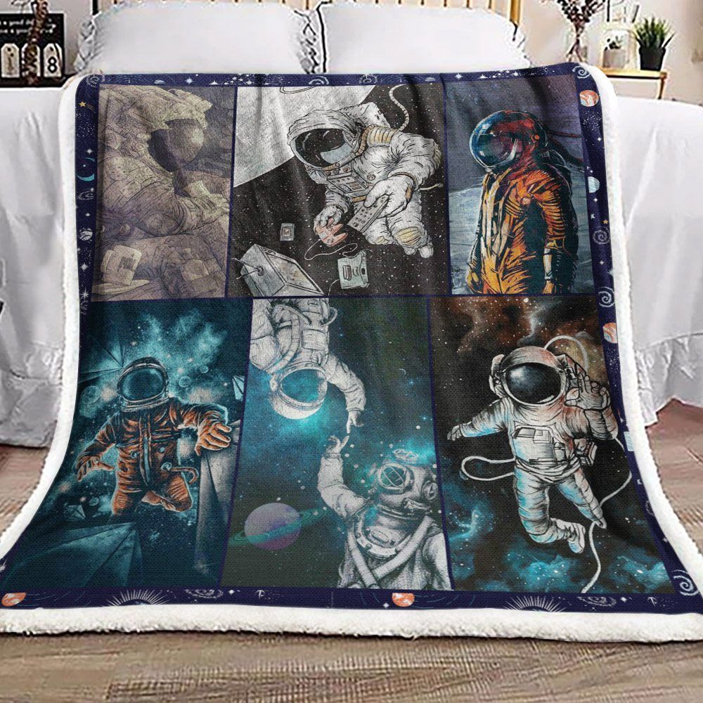 Astronaut Sherpa Fleece Blanket