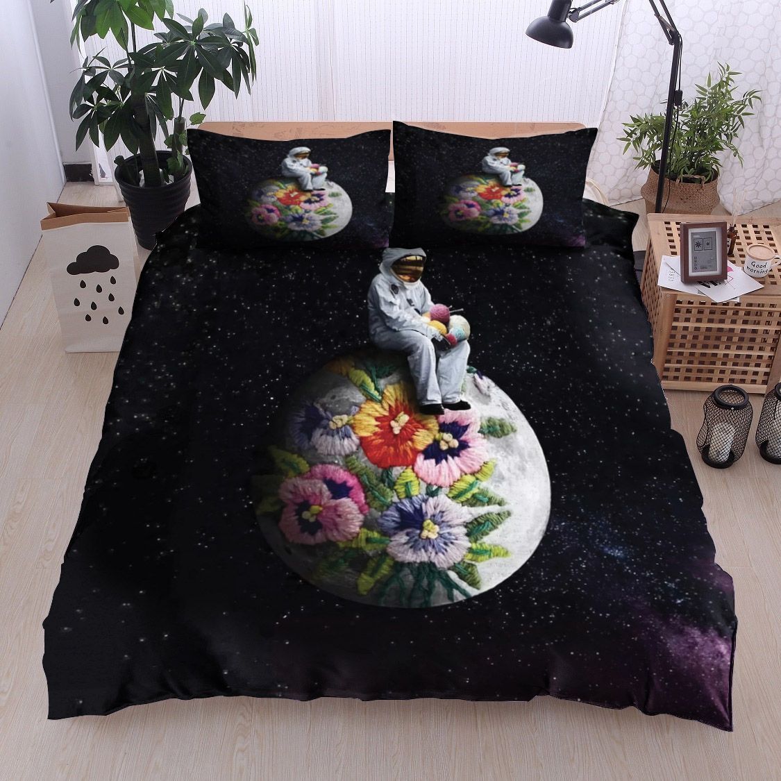 Astronaut Knitting Flower Planet Universe Bedding Set