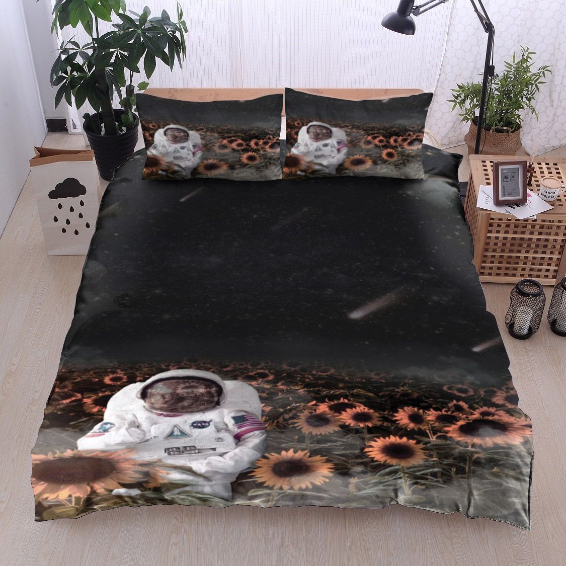 Astronaut Sunflower Bedding Set