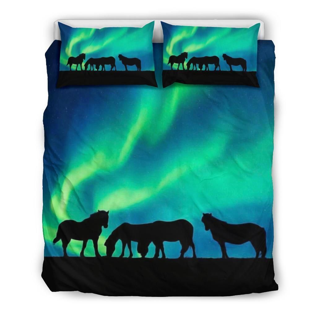 Aurora Icelandic Horse Northern Lights Bedding Set