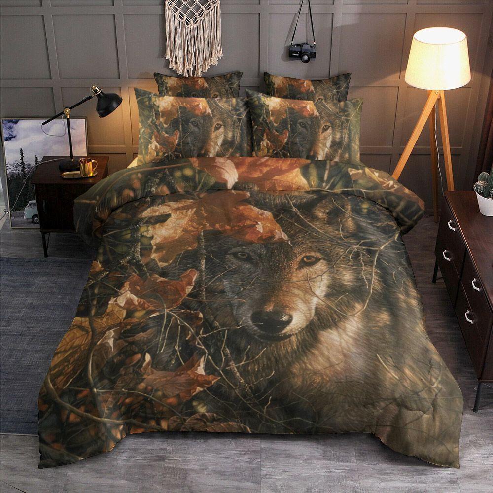 Autumn Eyes Wolf Bedding Set