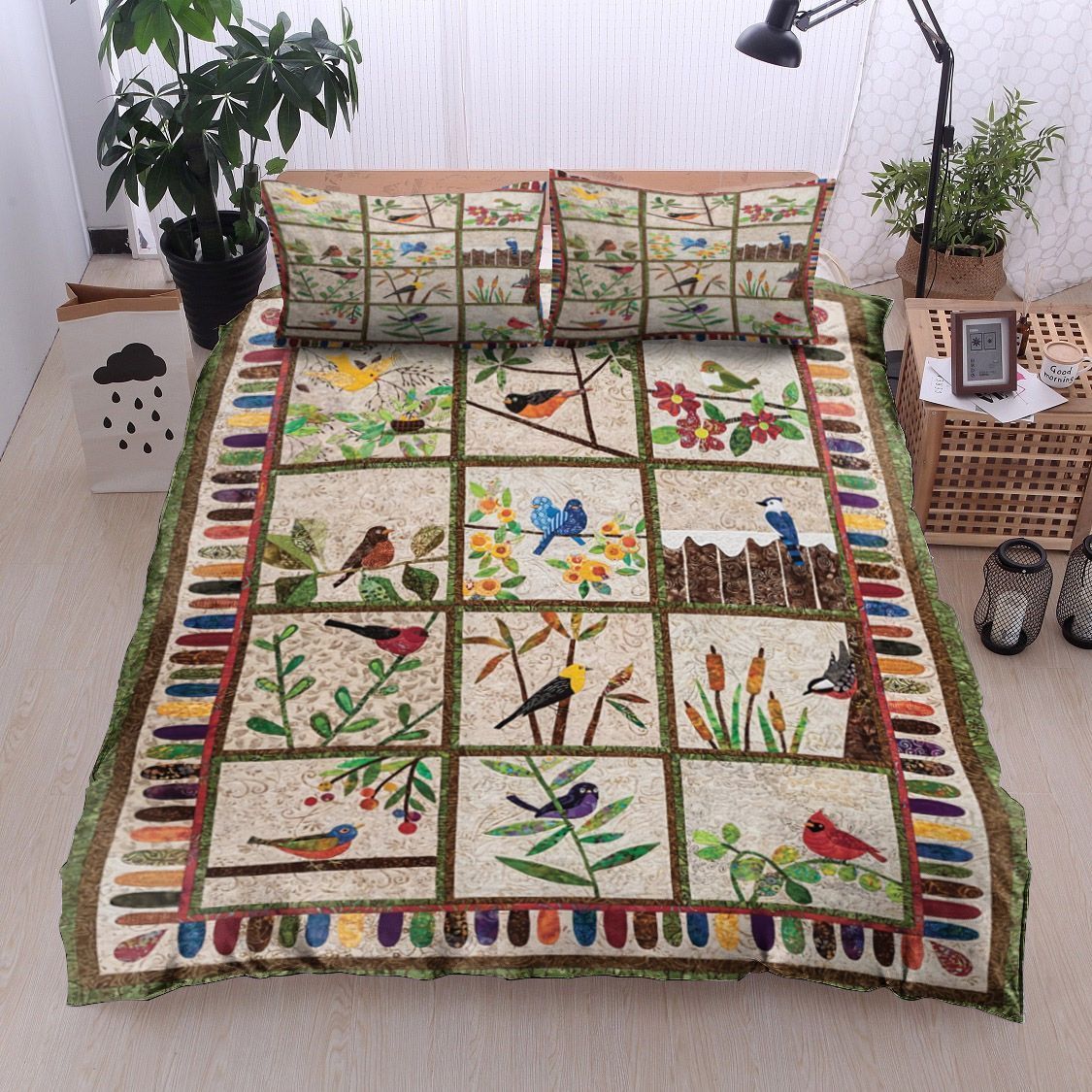 Backyard Birds Bedding Set
