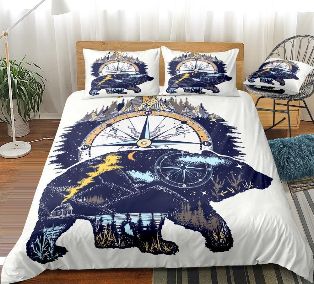 Bear Compass On White Bedding Set