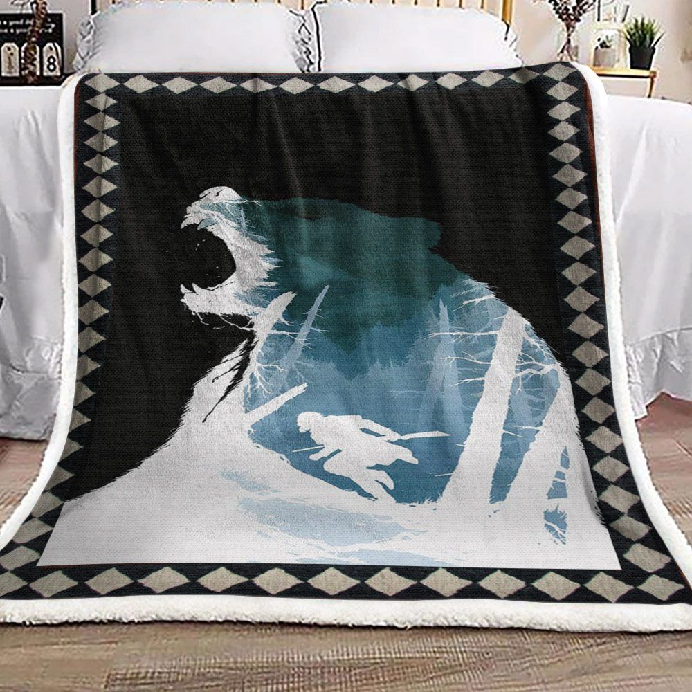 Bear Hunting Sherpa Fleece Blanket