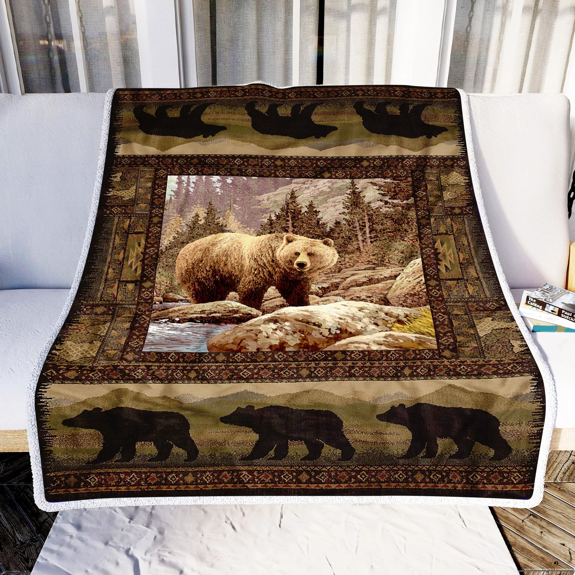 Bear Vintage Pattern Sherpa Fleece Blanket