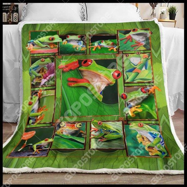 Beautiful Frog Sherpa Fleece Blanket