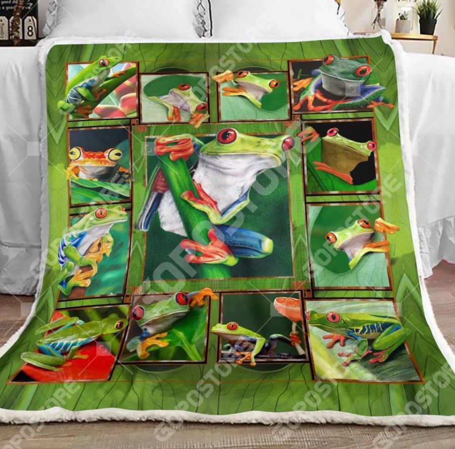 Beautiful Frog Sherpa Fleece Blanket