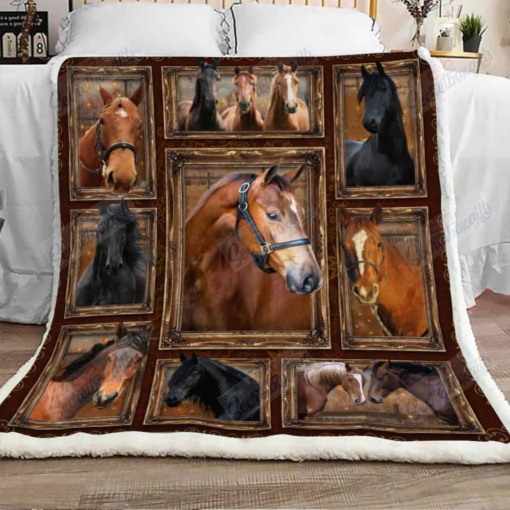 Beautiful Horse Fleece Blanket