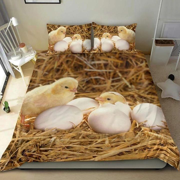 Beautiful Imagine Art Print Chick And Eggs  Bedding Set