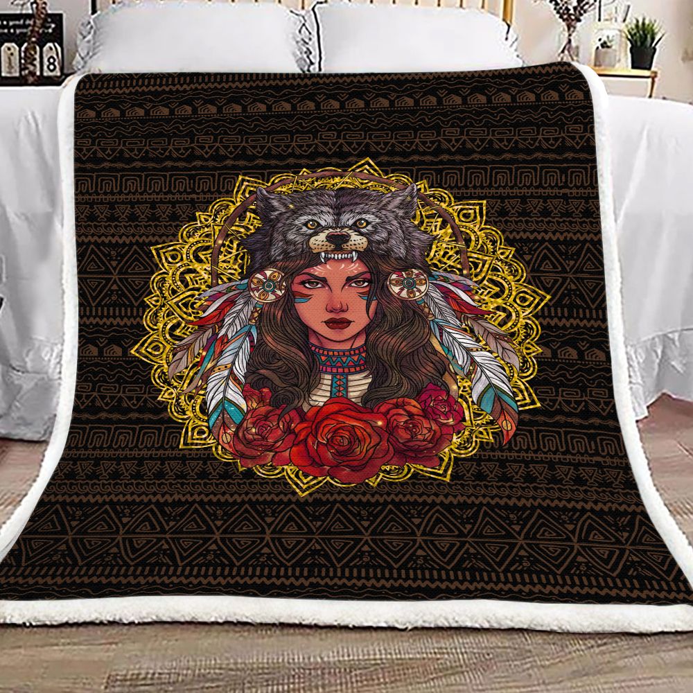 Beautiful Strong Proud Native Woman Fleece Blanket