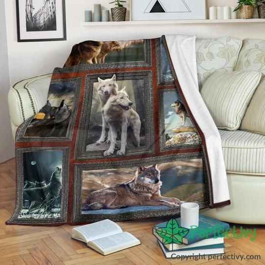 Beautiful Wolf Sherpa Fleece Blanket