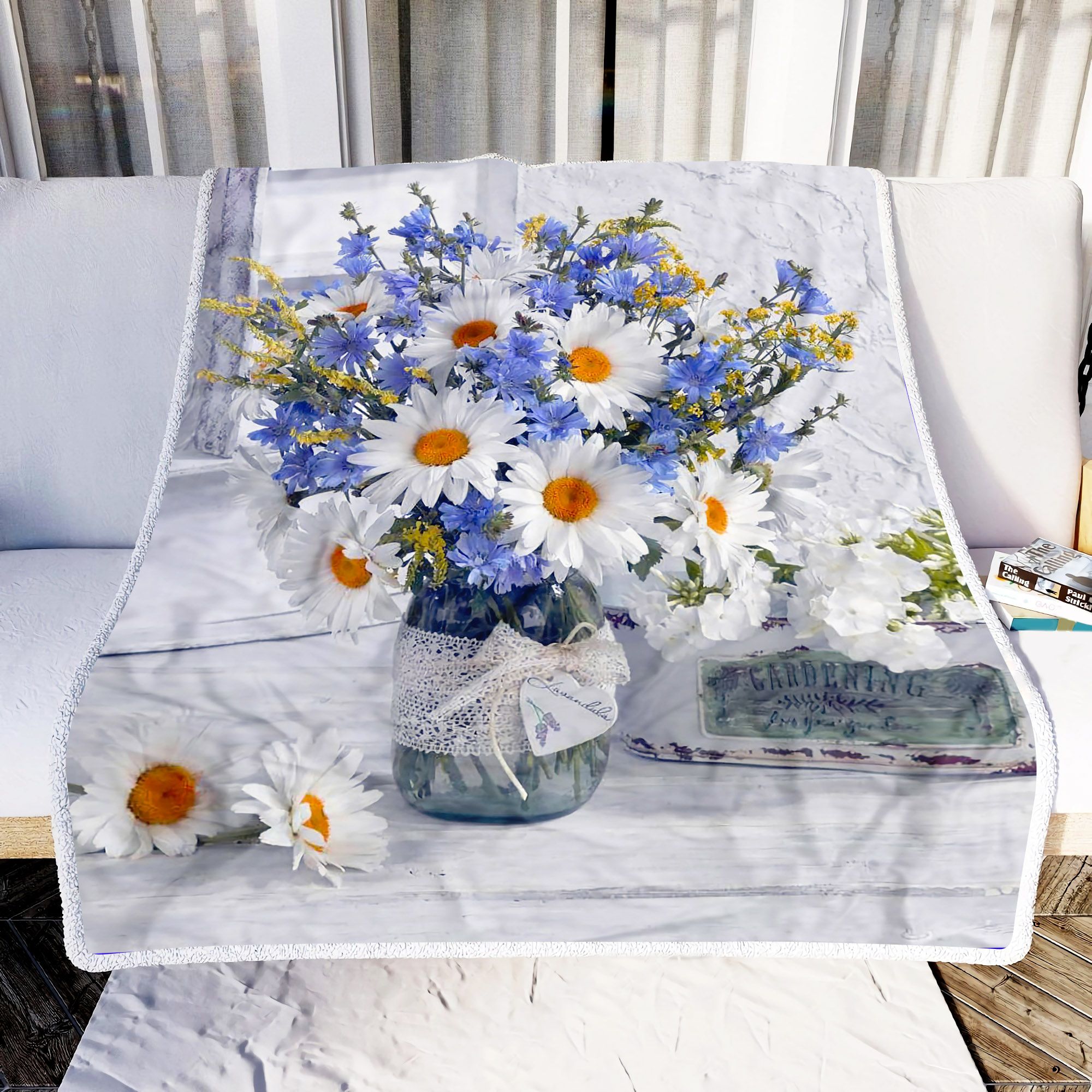 Beauty Flower Fleece Blanket