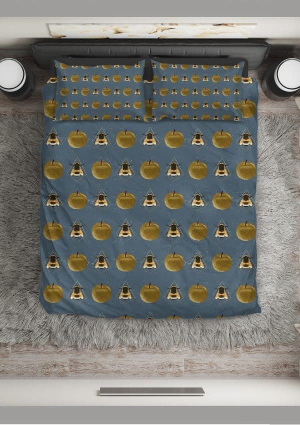 Bee And Apple Bedding Set