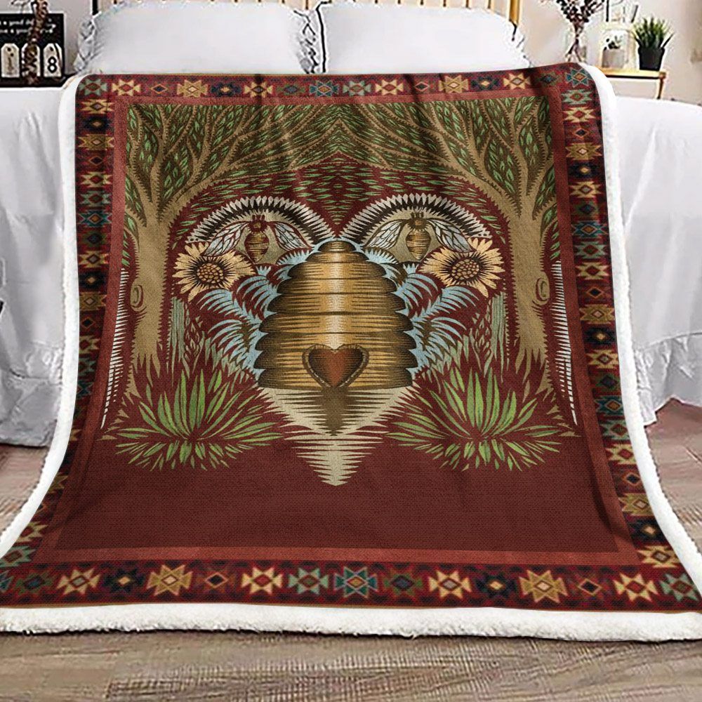 Bee Sherpa Fleece Blanket