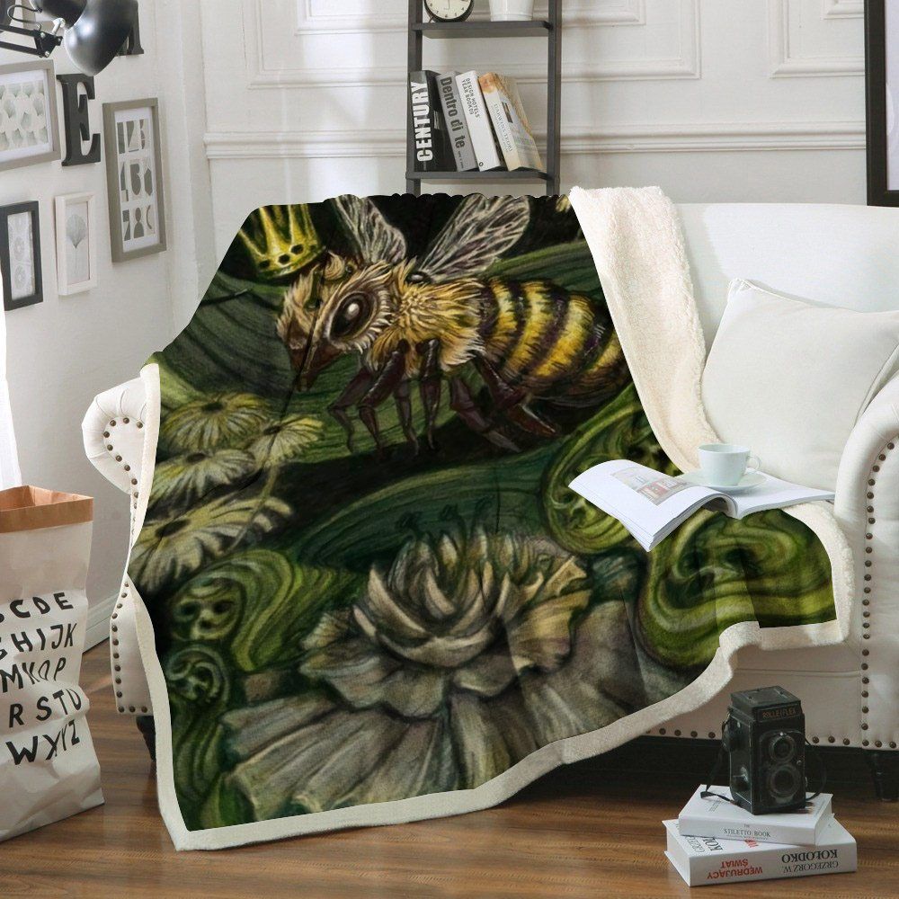 Bee Sherpa Fleece Blanket