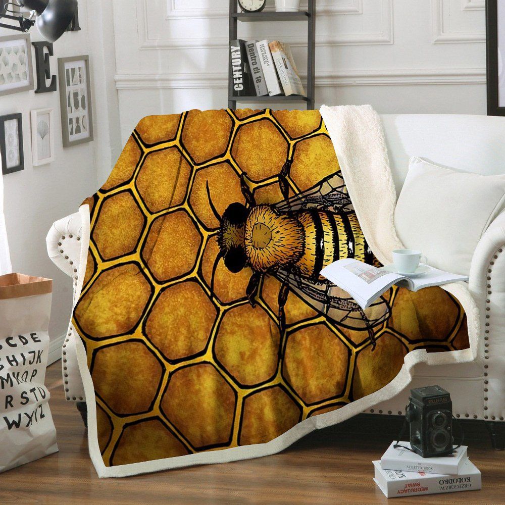 Bee Sherpa Fleece Blanket